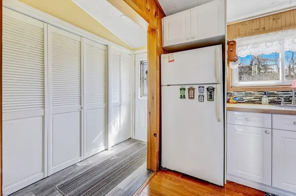 24 Brennan AVE, Barrie, ON L4N 3X3