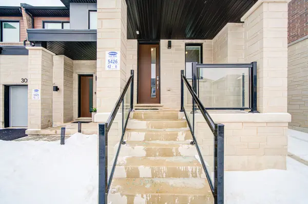 Oakville, ON L6H 7Y5,3028 Langdon RD