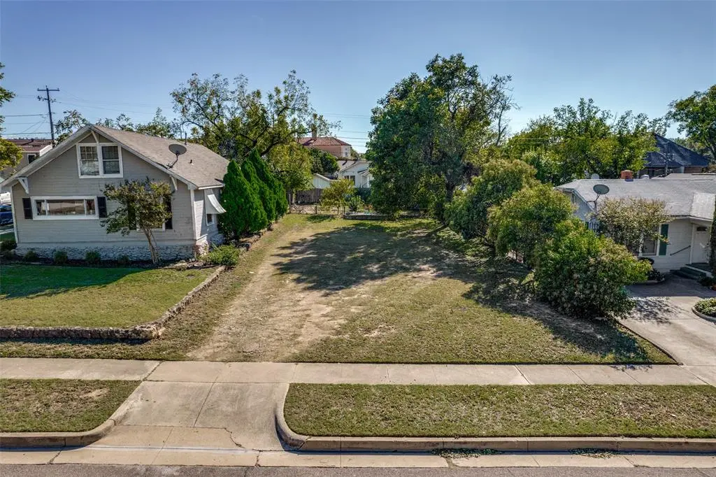 Fort Worth, TX 76107,3803 W 6th Street