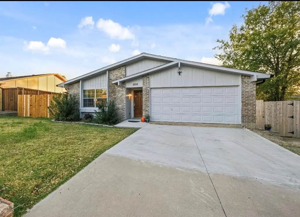 Carrollton, TX 75007,2016 Lymington Road