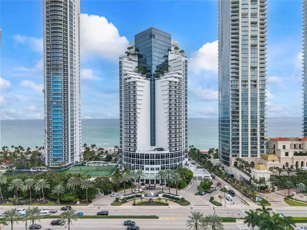 North Miami Beach, FL 33160,18001 Collins Ave #2806