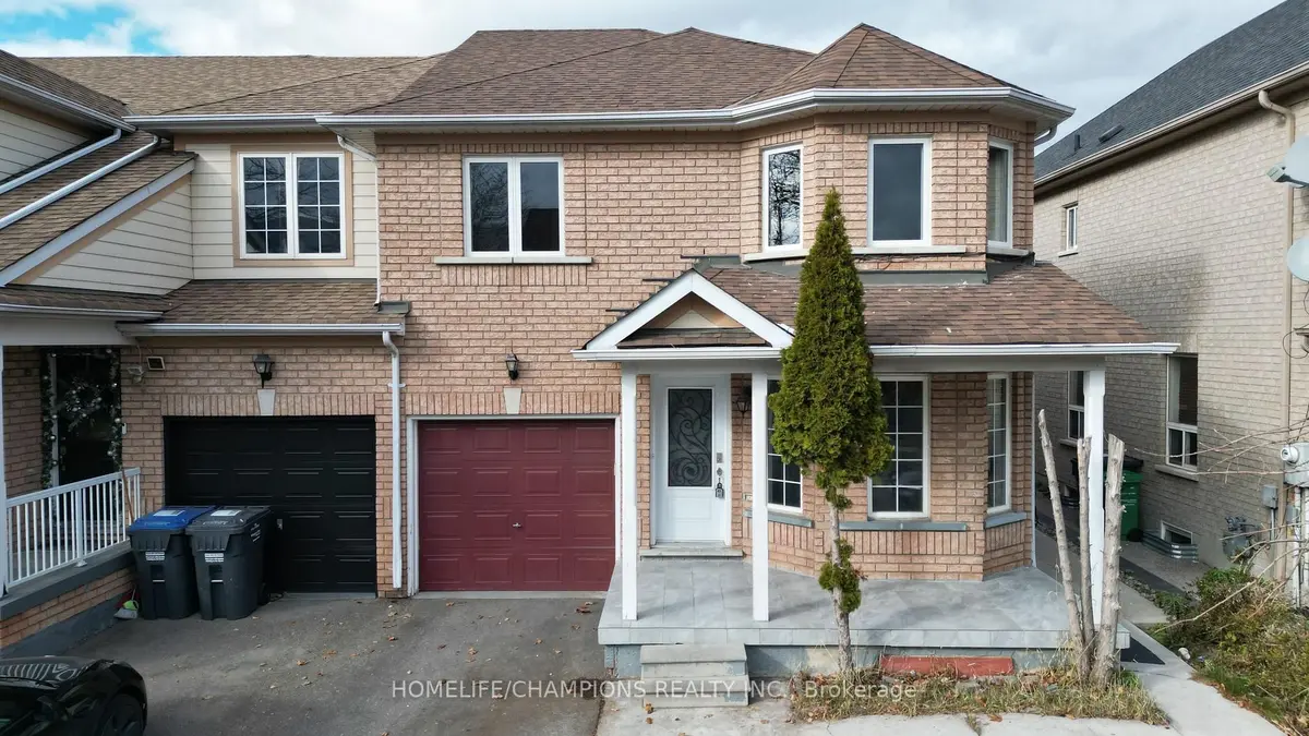 Brampton, ON L7A 2B2,15 Redfinch WAY N