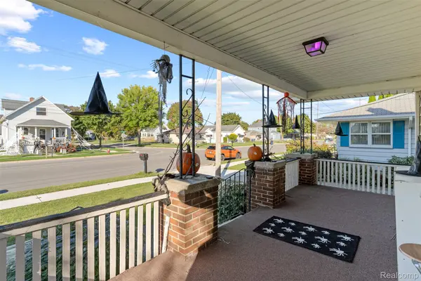 2028 Kosciuszko AVE, Bay City, MI 48708