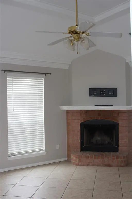 Bossier City, LA 71112,5005 LONGSTREET Street #29