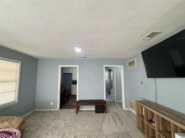 Fort Worth, TX 76112,5629 Wainwright Drive