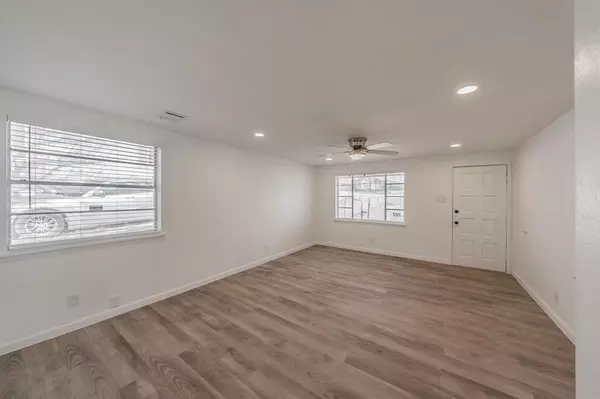 Dallas, TX 75211,227 S Justin Avenue