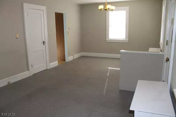 Morris Twp., NJ 07950,23 Delmar Ave