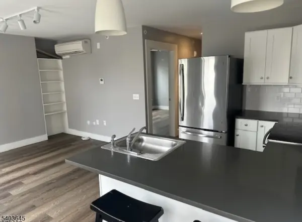 Newark City, NJ 07102,116 Washington St #3D