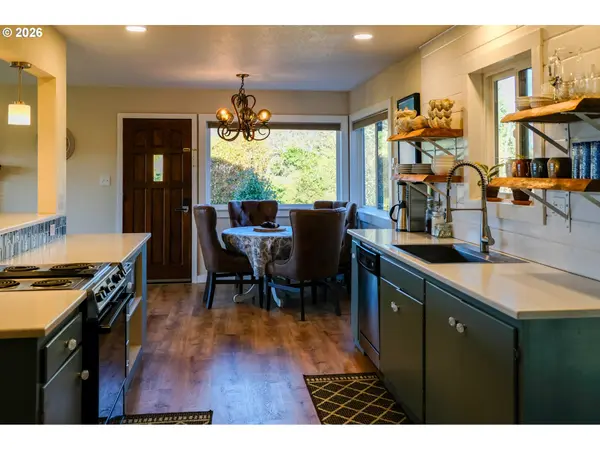 Waldport, OR 97394,345 S CRESTLINE DR