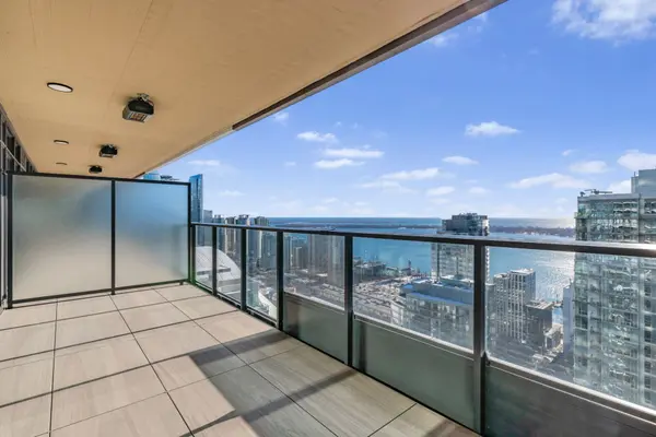 Toronto C01, ON M5V 0X3,1 Concord Cityplace WAY #4108