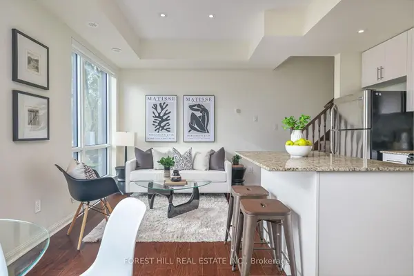 Toronto C04, ON M6A 1A9,639 Lawrence AVE W #318