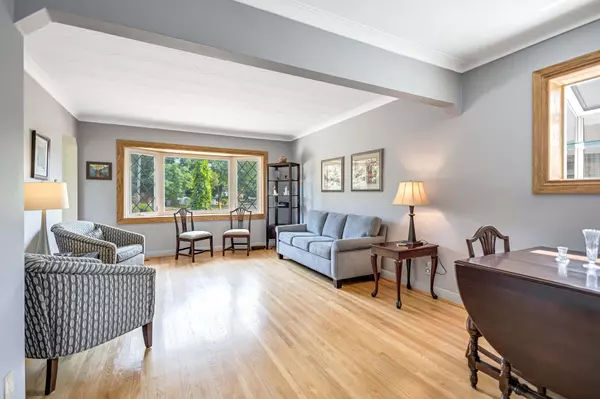 Toronto E09, ON M1J 2T2,44 Shier DR