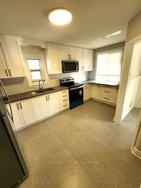 Toronto E10, ON M1E 3G2,313 Morningside AVE