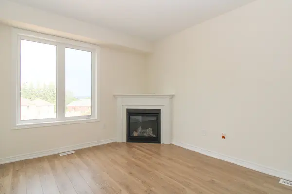 Scugog, ON L9L 0B1,227 Ash ST