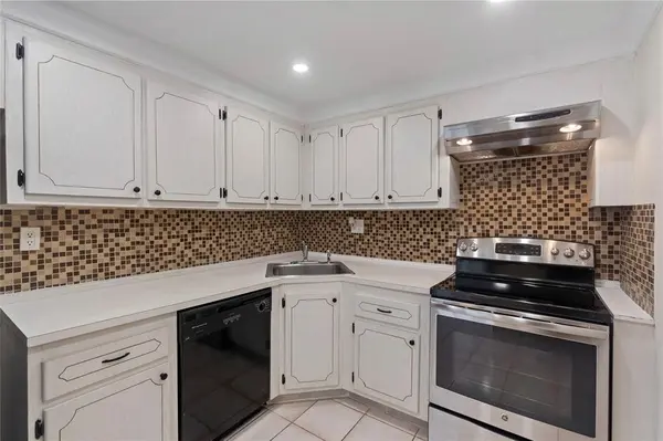 North Miami, FL 33181,2100 Sans Souci Blvd #1410