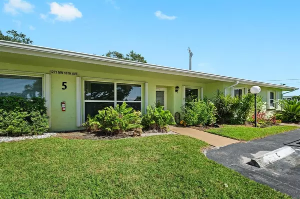 Delray Beach, FL 33445,1271 NW 18th Ave #5C