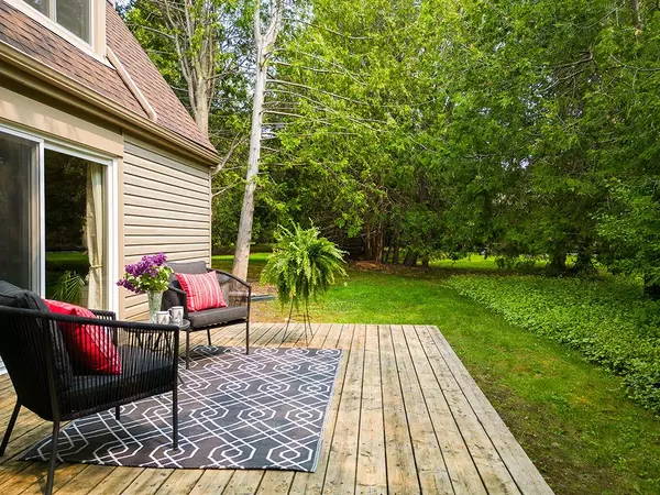 Collingwood, ON L9Y 5B4,134 Escarpment CRES