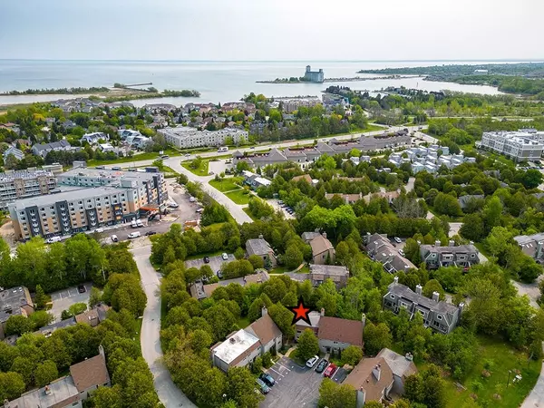 Collingwood, ON L9Y 5B4,134 Escarpment CRES