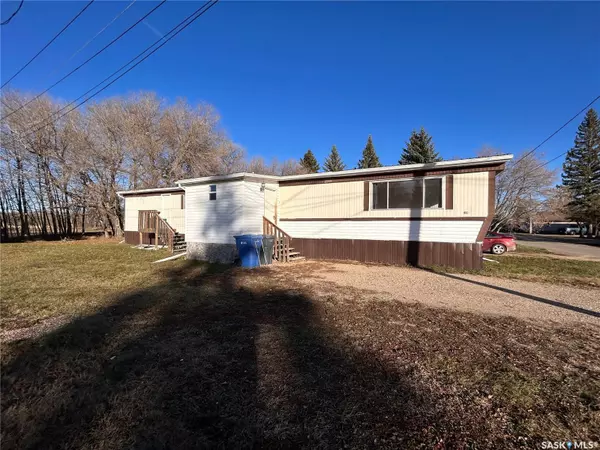 211 Railway AVENUE, Wawota, SK S0G 5A0