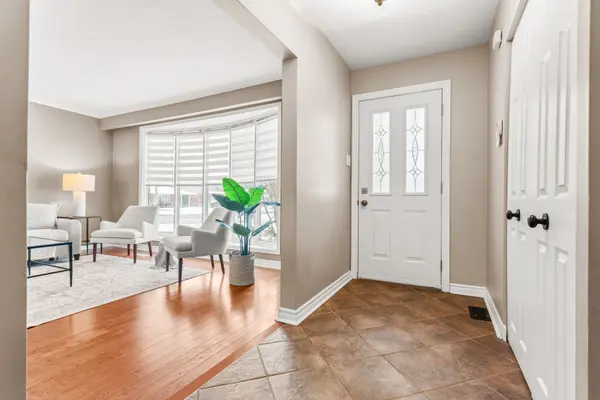 Burlington, ON L7N 3E4,581 Braemore RD