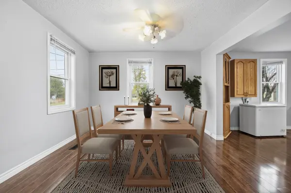 Perth, ON K7H 2A9,18 Cockburn ST