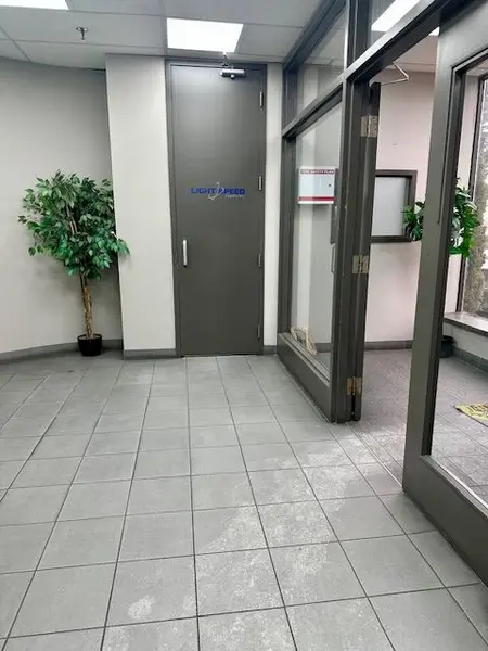 6015 Kestrel RD, Mississauga, ON L5T 1S8