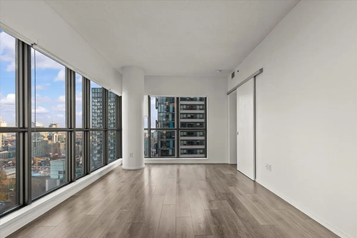 Toronto C08, ON M5B 0A9,159 Dundas ST E #2405