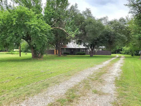 Kosse, TX 76653,1332 State Highway 14