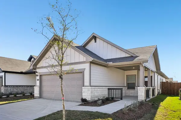 Lavon, TX 75166,832 Sunflower Road