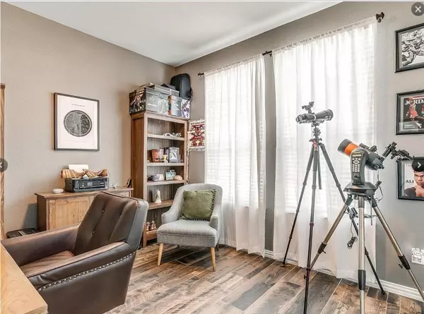 Fort Worth, TX 76244,5825 Valley Haven Way