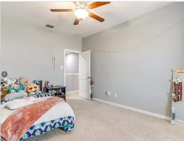 Fort Worth, TX 76244,5825 Valley Haven Way