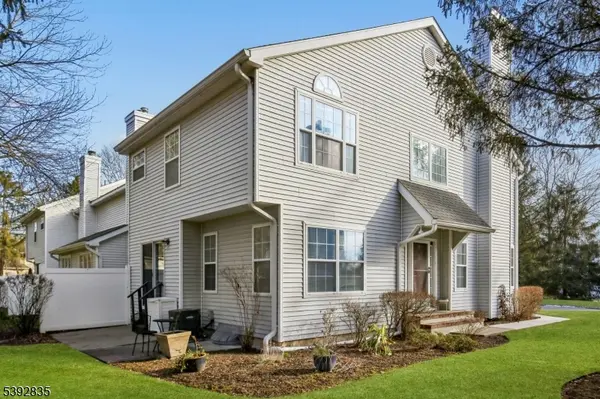 Hamburg Boro, NJ 07419,13 Winding Brook Rd