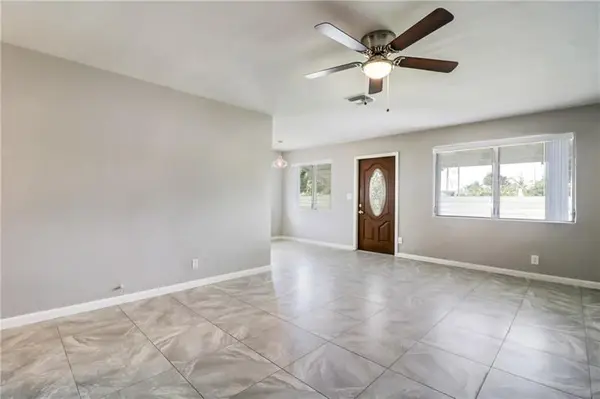 Oakland Park, FL 33334,260 NE 58th St #B