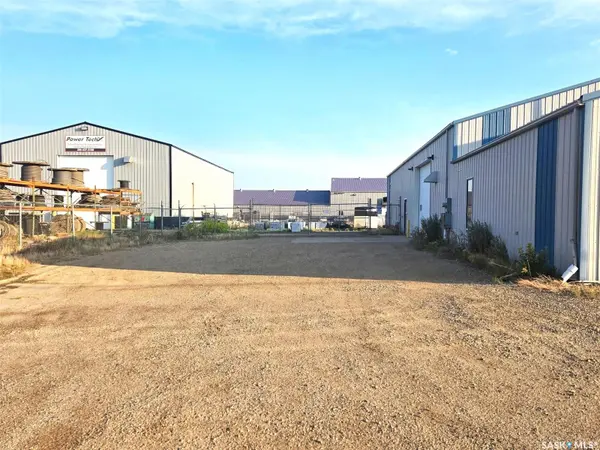 64 Devonian STREET, Estevan, SK S4A 2A4