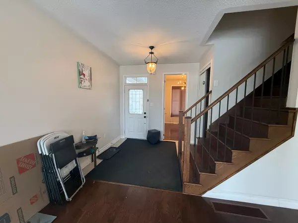 Milton, ON L9T 8G6,422 Cavanagh LN