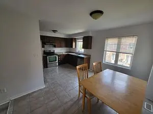 Mississauga, ON L5W 0E7,423 Aspendale CRES