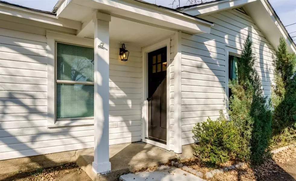 2021 Bluebonnet Drive, Fort Worth, TX 76111