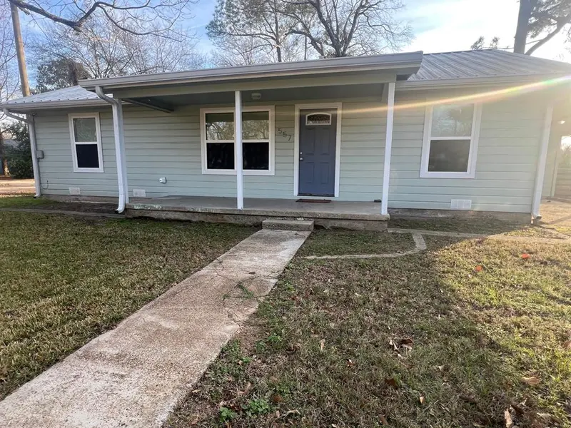 557 E Elm Street, Canton, TX 75103