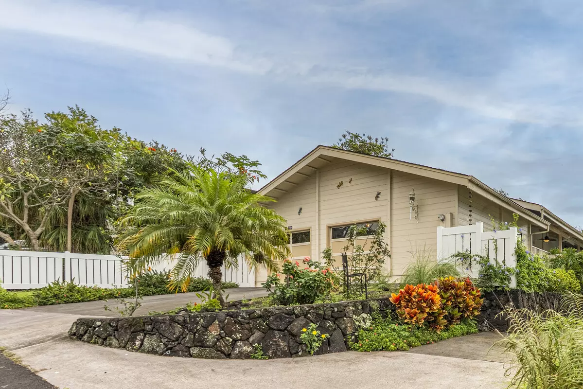 Kailua-kona, HI 96740,73-1288 KAIMINANI DR