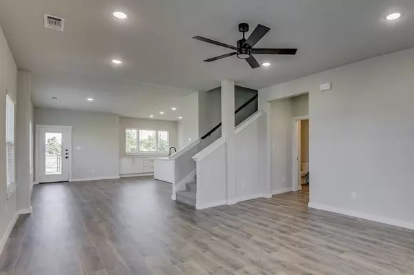 Midlothian, TX 76065,4405-4407-4409 Clovis Court