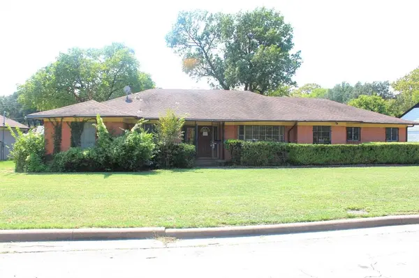 706 W Five Mile Parkway,  Dallas,  TX 75224