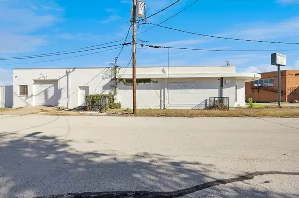 Grand Prairie, TX 75050,602 E Davis Street