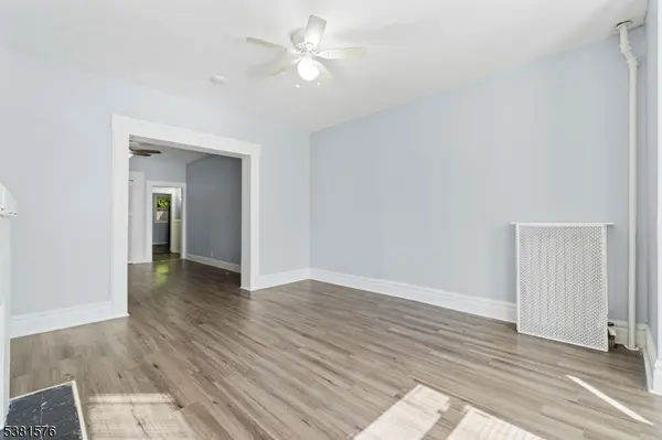 Newark City, NJ 07108,147 Seymour Ave