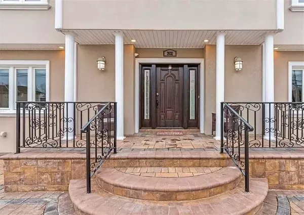 Baldwin, NY 11510,2632 Central AVE