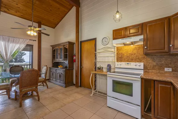 Kailua-kona, HI 96740,73-1288 KAIMINANI DR