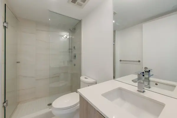 Toronto C08, ON M5B 0C6,47 Mutual ST #1807