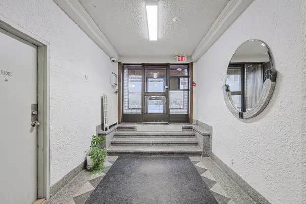 Toronto C08, ON M4Y 1C8,33 Maitland ST #106