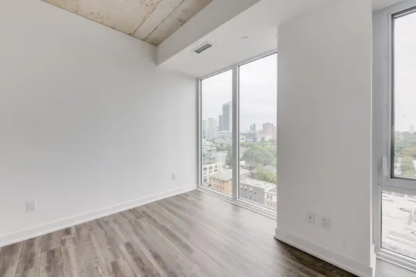 Toronto E01, ON M4M 0H1,45 Baseball PL #1105