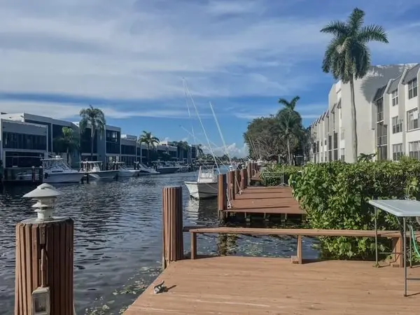 Pompano Beach, FL 33062,777 S Federal Hwy #218G