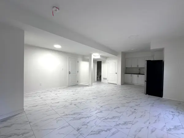 2287 Lozenby ST, Innisfil, ON L9S 0M8